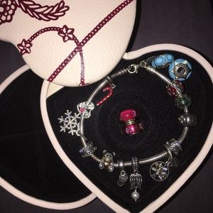 Pandora bracelet with jewelry box